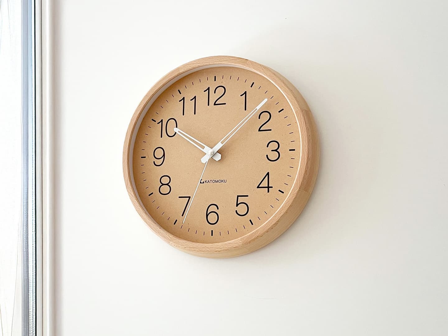 時計 掛け時計 壁掛け時計 電波時計 木の時計 国産 日本 岐阜県 郡上八幡 インテリア 雑貨 丁寧な暮らし 北欧 シンプル オシャレ 静音 静か 自動受信 時刻修正 木工屋 無垢 シナ文字盤