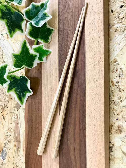 郡上八幡で観光体験のカトモクのお店を運営する加藤木工が作る日本製セイコー電波壁掛け時計