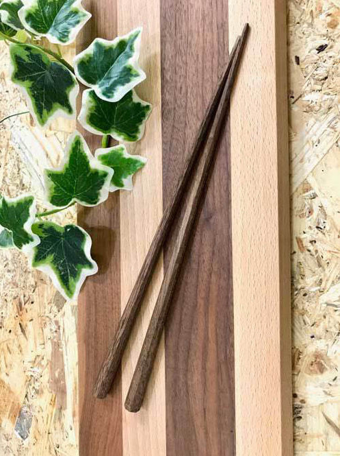 郡上八幡で観光体験のカトモクのお店を運営する加藤木工が作る日本製セイコー電波壁掛け時計