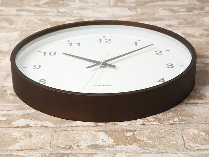 郡上踊りで有名な郡上八幡で観光体験のカトモクのお店を運営する加藤木工が作る日本製セイコー電波壁掛け時計