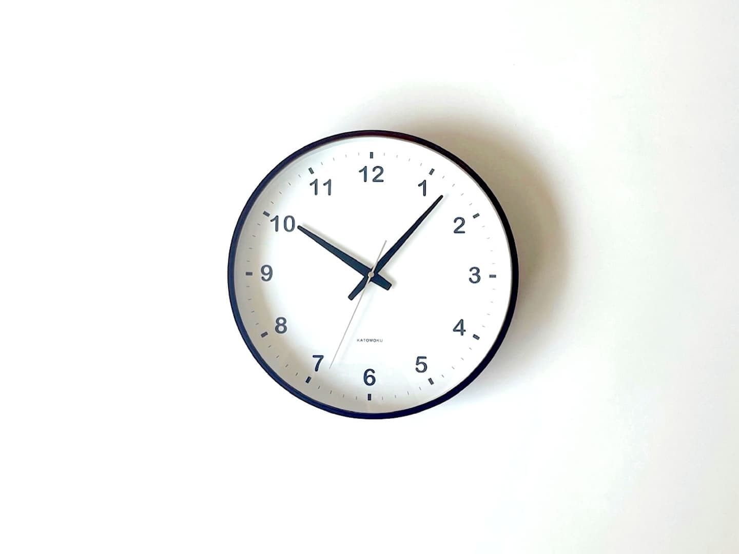 郡上踊りで有名な郡上八幡で観光体験のカトモクのお店を運営する加藤木工が作る日本製セイコー電波壁掛け時計