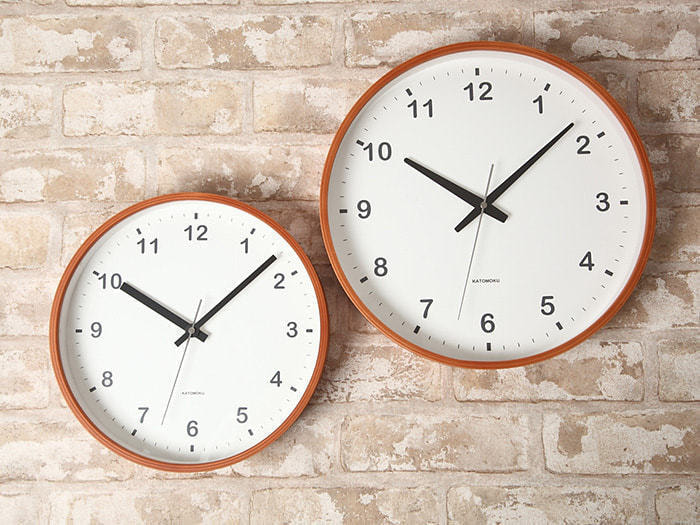 郡上踊りで有名な郡上八幡で観光体験のカトモクのお店を運営する加藤木工が作る日本製セイコー電波壁掛け時計