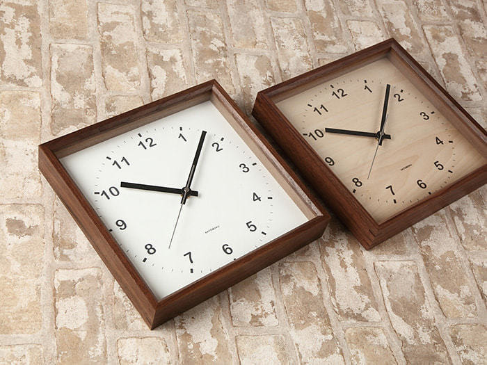 郡上踊りで有名な郡上八幡で観光体験のカトモクのお店を運営する加藤木工が作る日本製セイコー電波壁掛け時計