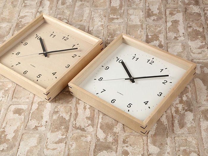 郡上踊りで有名な郡上八幡で観光体験のカトモクのお店を運営する加藤木工が作る日本製セイコー電波壁掛け時計