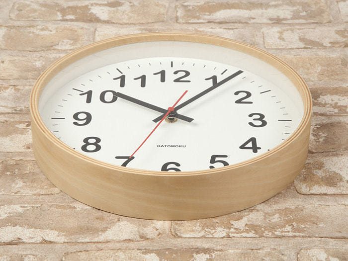 郡上踊りで有名な郡上八幡で観光体験のカトモクのお店を運営する加藤木工が作る日本製セイコー電波壁掛け時計