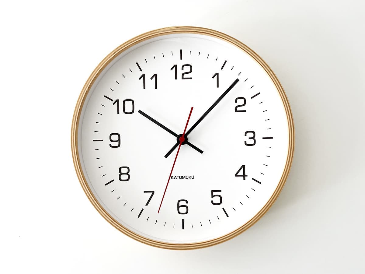 郡上踊りで有名な郡上八幡で観光体験のカトモクのお店を運営する加藤木工が作る日本製セイコー電波壁掛け時計