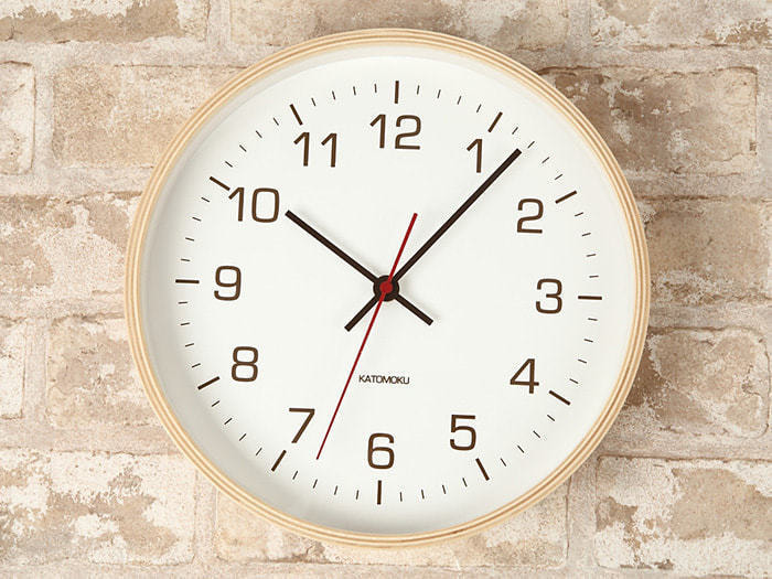 郡上踊りで有名な郡上八幡で観光体験のカトモクのお店を運営する加藤木工が作る日本製セイコー電波壁掛け時計