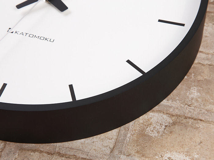 郡上踊りで有名な郡上八幡で観光体験のカトモクのお店を運営する加藤木工が作る日本製セイコー電波壁掛け時計