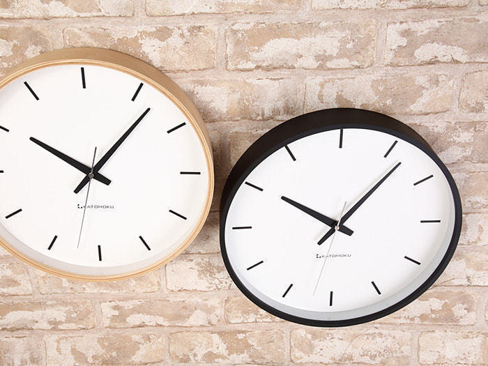 郡上踊りで有名な郡上八幡で観光体験のカトモクのお店を運営する加藤木工が作る日本製セイコー電波壁掛け時計