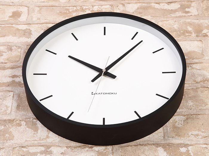 郡上踊りで有名な郡上八幡で観光体験のカトモクのお店を運営する加藤木工が作る日本製セイコー電波壁掛け時計