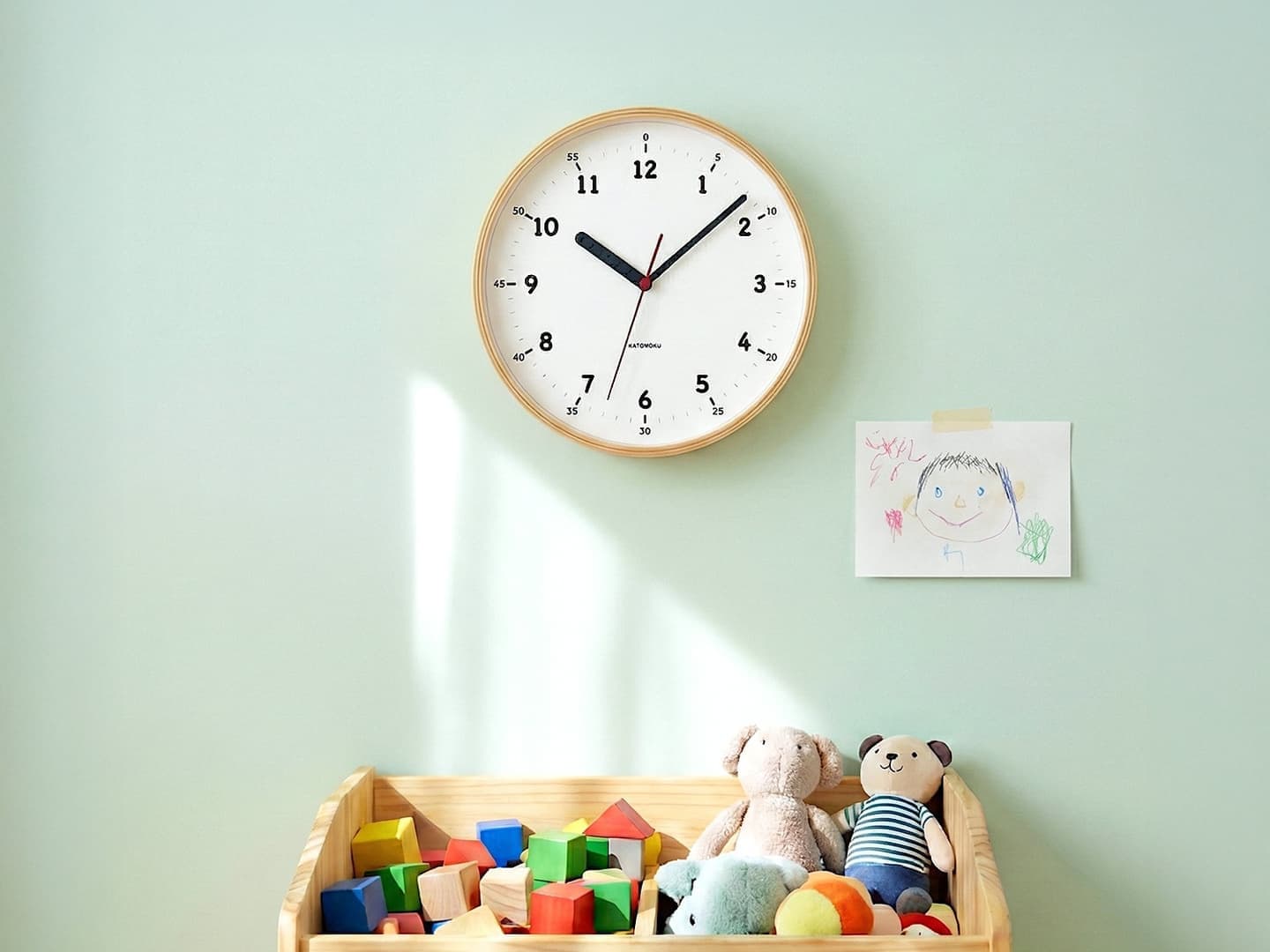 郡上踊りで有名な郡上八幡で観光体験のカトモクのお店を運営する加藤木工が作る日本製セイコー電波壁掛け時計