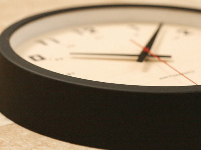 郡上踊りで有名な郡上八幡で観光体験のカトモクのお店を運営する加藤木工が作る日本製セイコー電波壁掛け時計