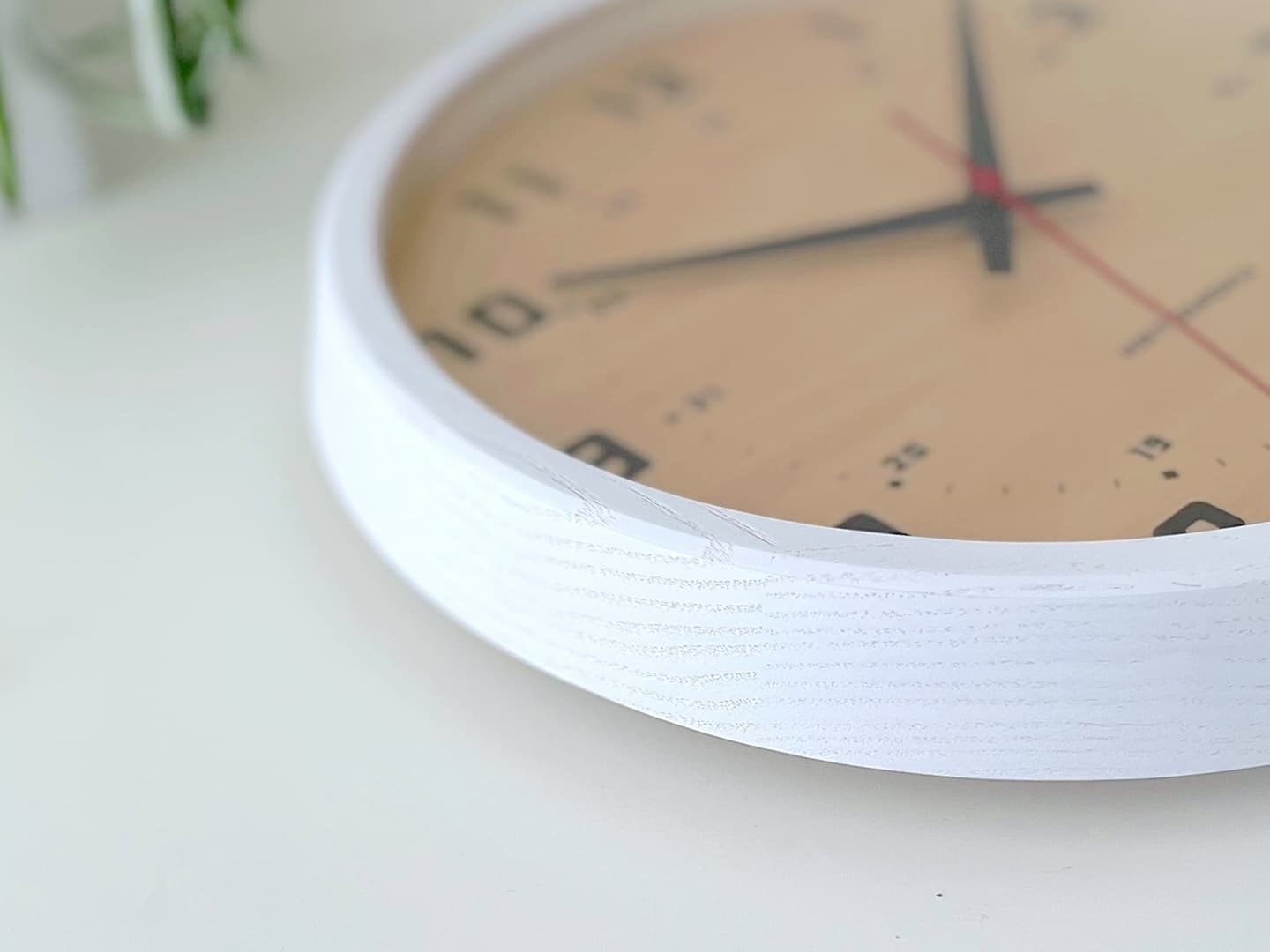 郡上踊りで有名な郡上八幡で観光体験のカトモクのお店を運営する加藤木工が作る日本製セイコー電波壁掛け時計