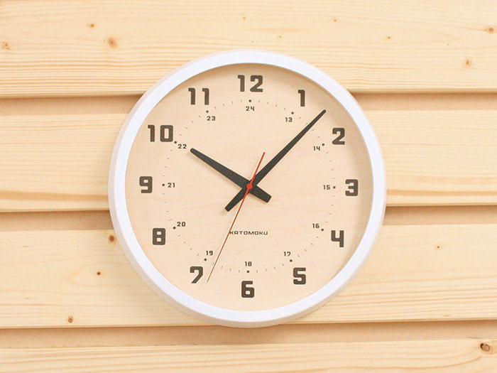 郡上踊りで有名な郡上八幡で観光体験のカトモクのお店を運営する加藤木工が作る日本製セイコー電波壁掛け時計