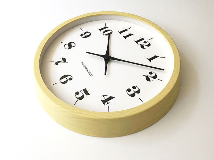 郡上踊りで有名な郡上八幡で観光体験のカトモクのお店を運営する加藤木工が作る日本製セイコー電波壁掛け時計