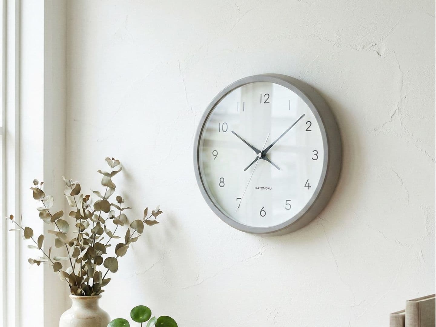 郡上踊りで有名な郡上八幡で観光体験のカトモクのお店を運営する加藤木工が作る日本製セイコー電波壁掛け時計