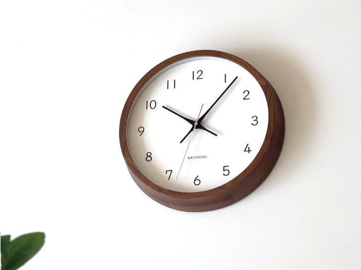 郡上踊りで有名な郡上八幡で観光体験のカトモクのお店を運営する加藤木工が作る日本製セイコー電波壁掛け時計