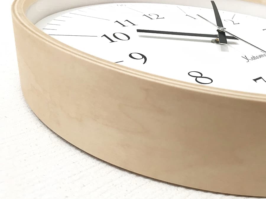 郡上踊りで有名な郡上八幡で観光体験のカトモクのお店を運営する加藤木工が作る日本製セイコー電波壁掛け時計