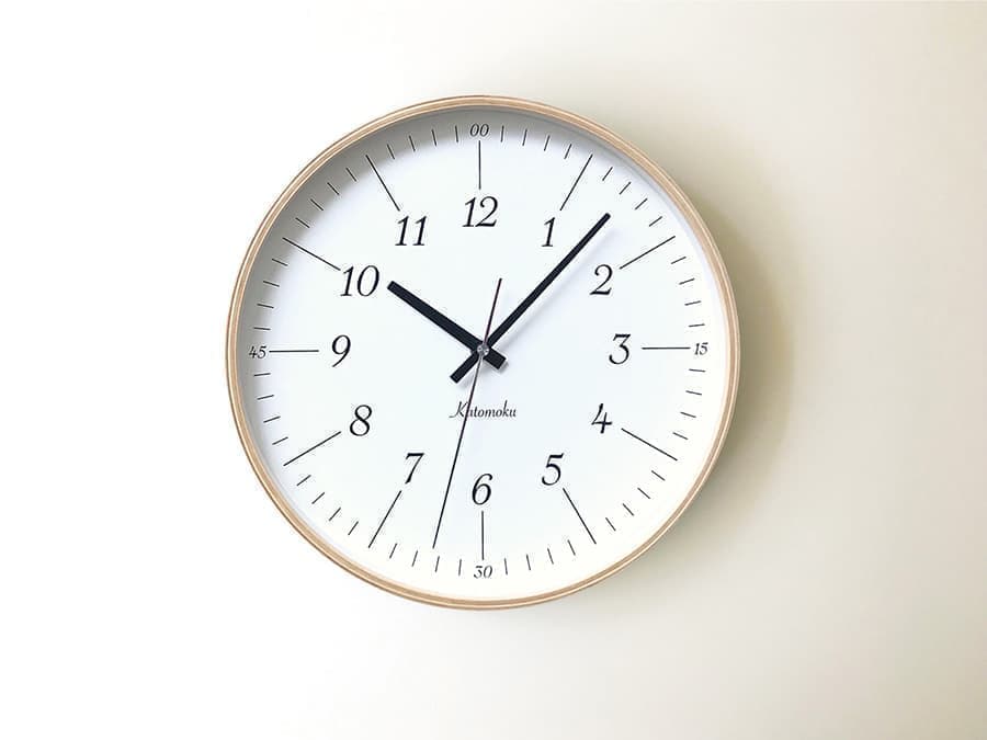 郡上踊りで有名な郡上八幡で観光体験のカトモクのお店を運営する加藤木工が作る日本製セイコー電波壁掛け時計