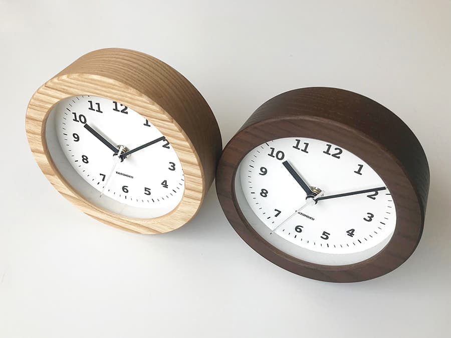 郡上踊りで有名な郡上八幡で観光体験のカトモクのお店を運営する加藤木工が作る日本製セイコー電波壁掛け時計