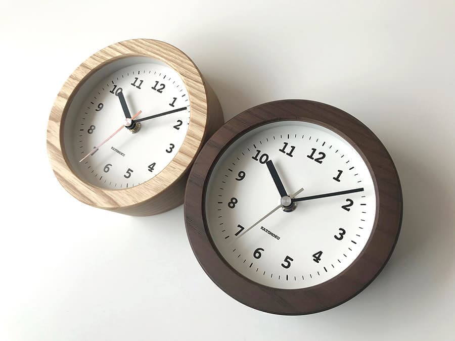 郡上踊りで有名な郡上八幡で観光体験のカトモクのお店を運営する加藤木工が作る日本製セイコー電波壁掛け時計