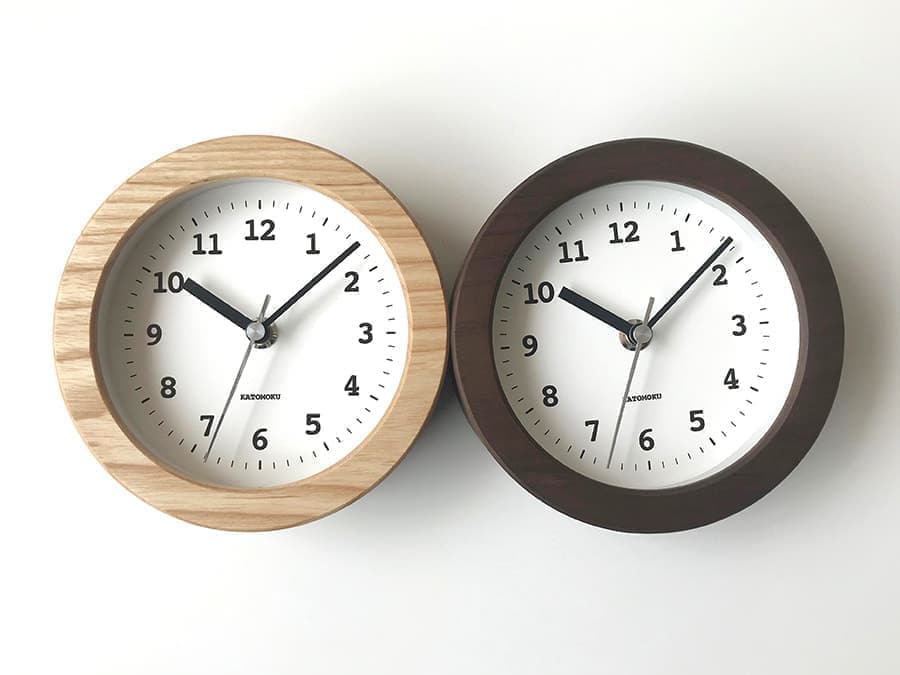 郡上踊りで有名な郡上八幡で観光体験のカトモクのお店を運営する加藤木工が作る日本製セイコー電波壁掛け時計