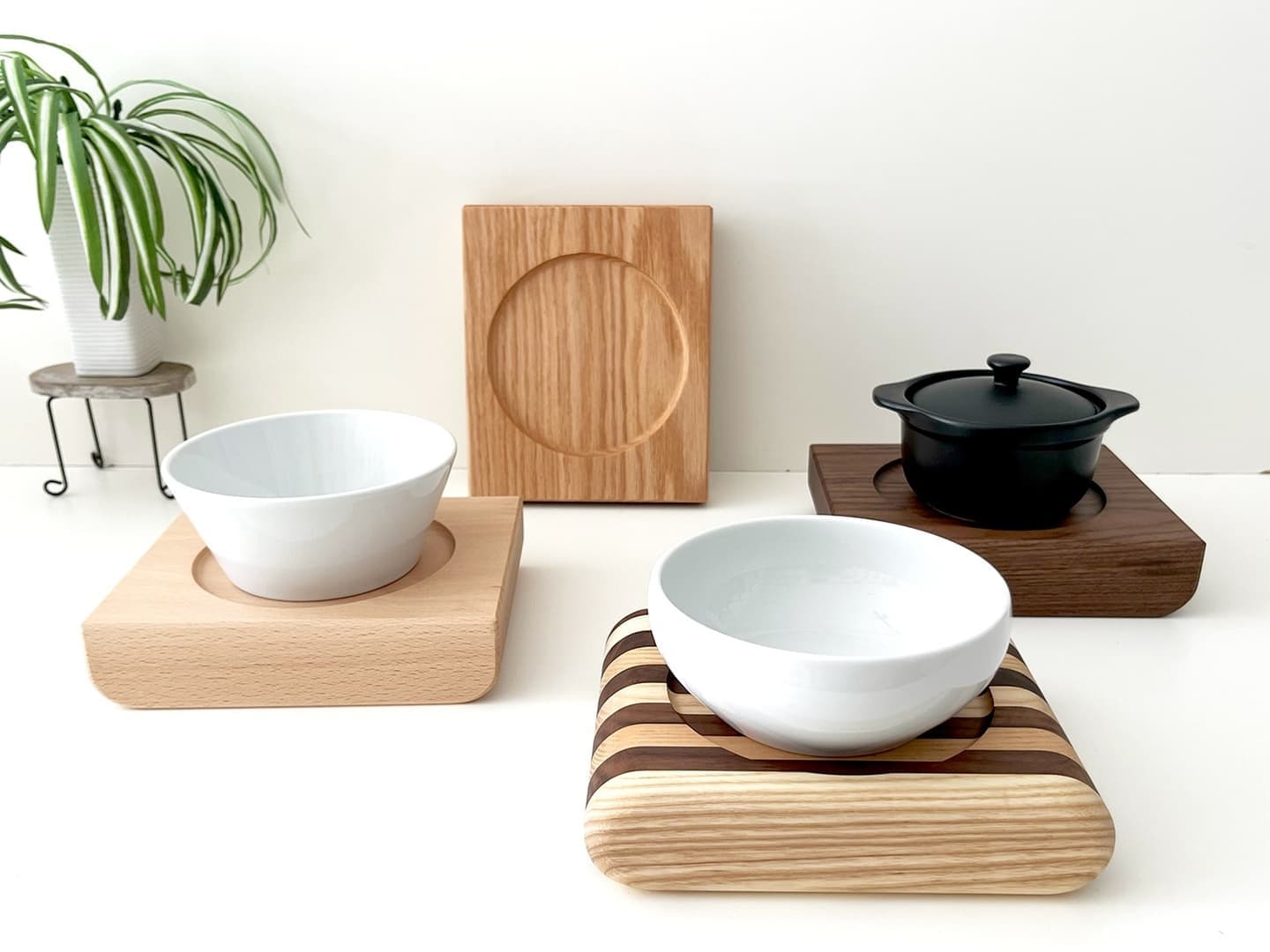 ねこちゃんわんちゃんの高級餌入れ