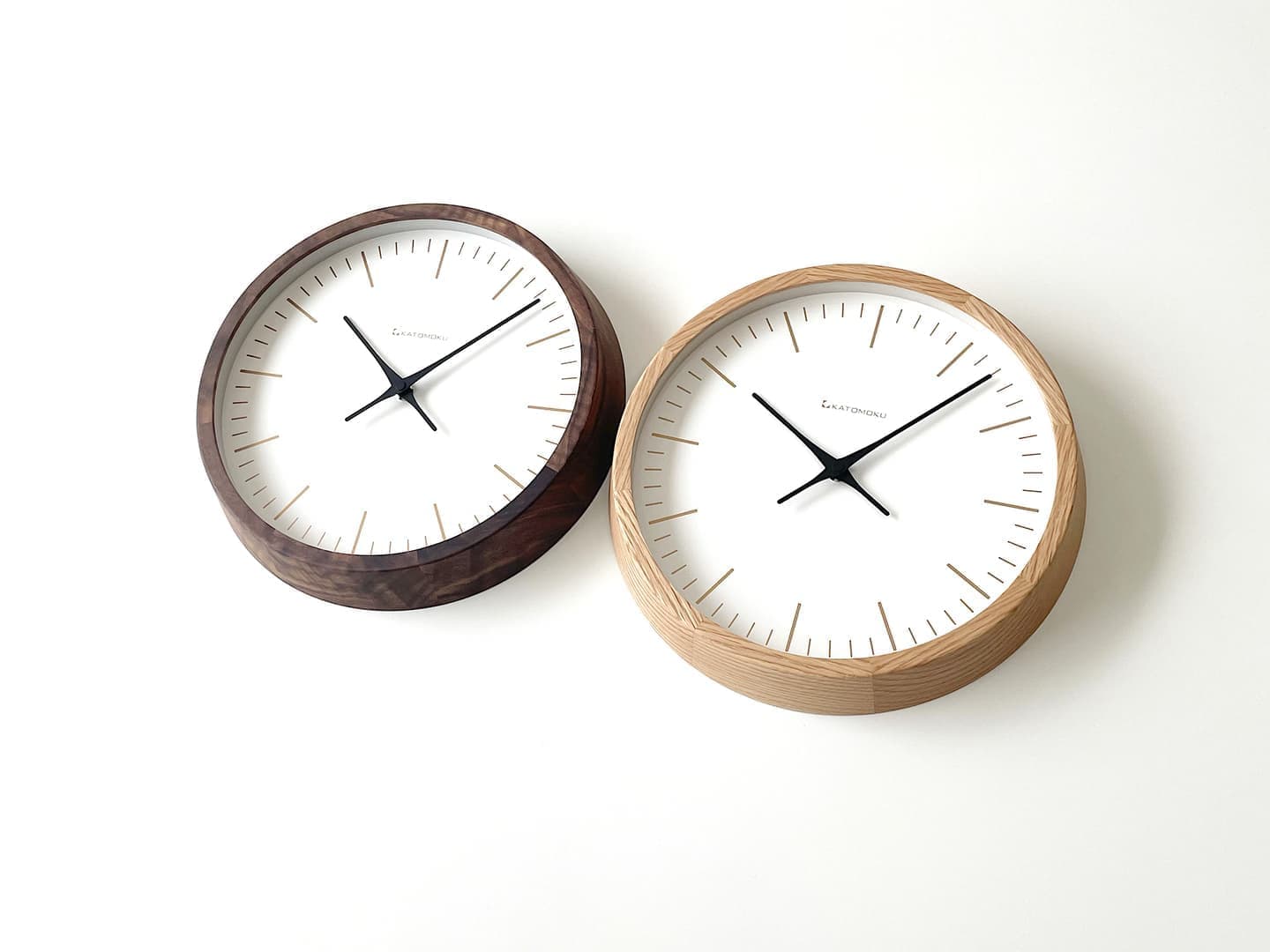 郡上踊りで有名な郡上八幡で観光体験のカトモクのお店を運営する加藤木工が作る日本製セイコー電波壁掛け時計