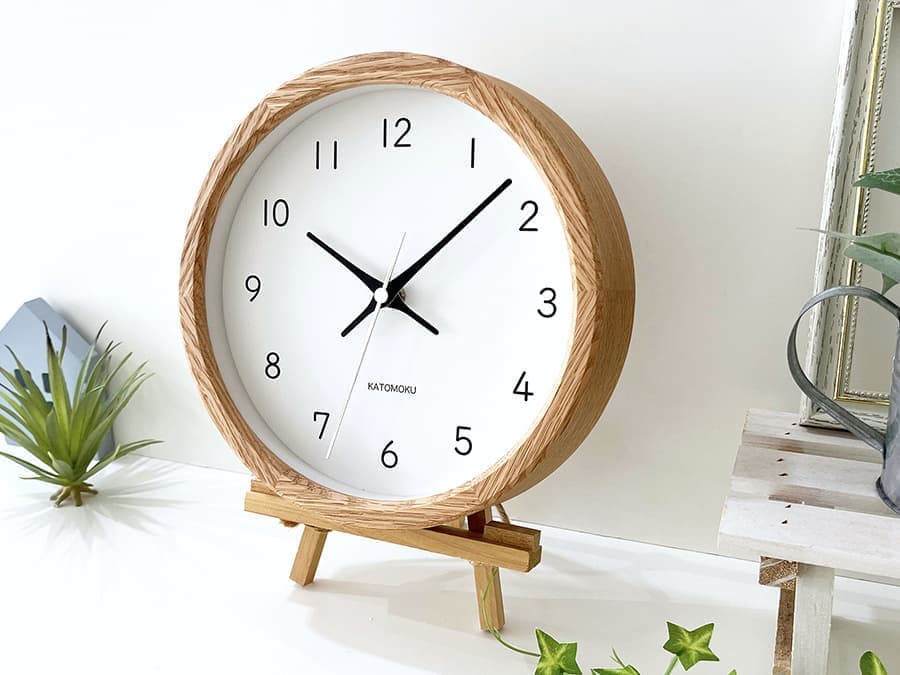 郡上踊りで有名な郡上八幡で観光体験のカトモクのお店を運営する加藤木工が作る日本製セイコー電波壁掛け時計
