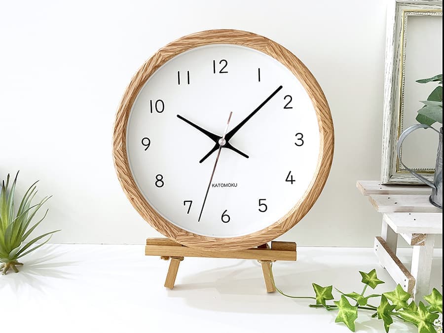 郡上踊りで有名な郡上八幡で観光体験のカトモクのお店を運営する加藤木工が作る日本製セイコー電波壁掛け時計