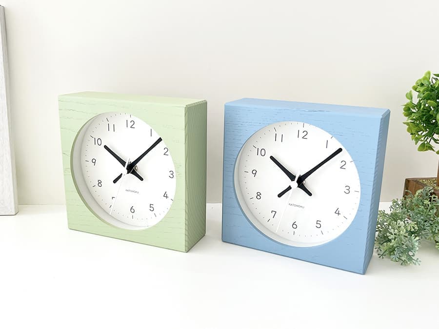加藤木工が作る日本製おしゃれインテリア電波置き時計