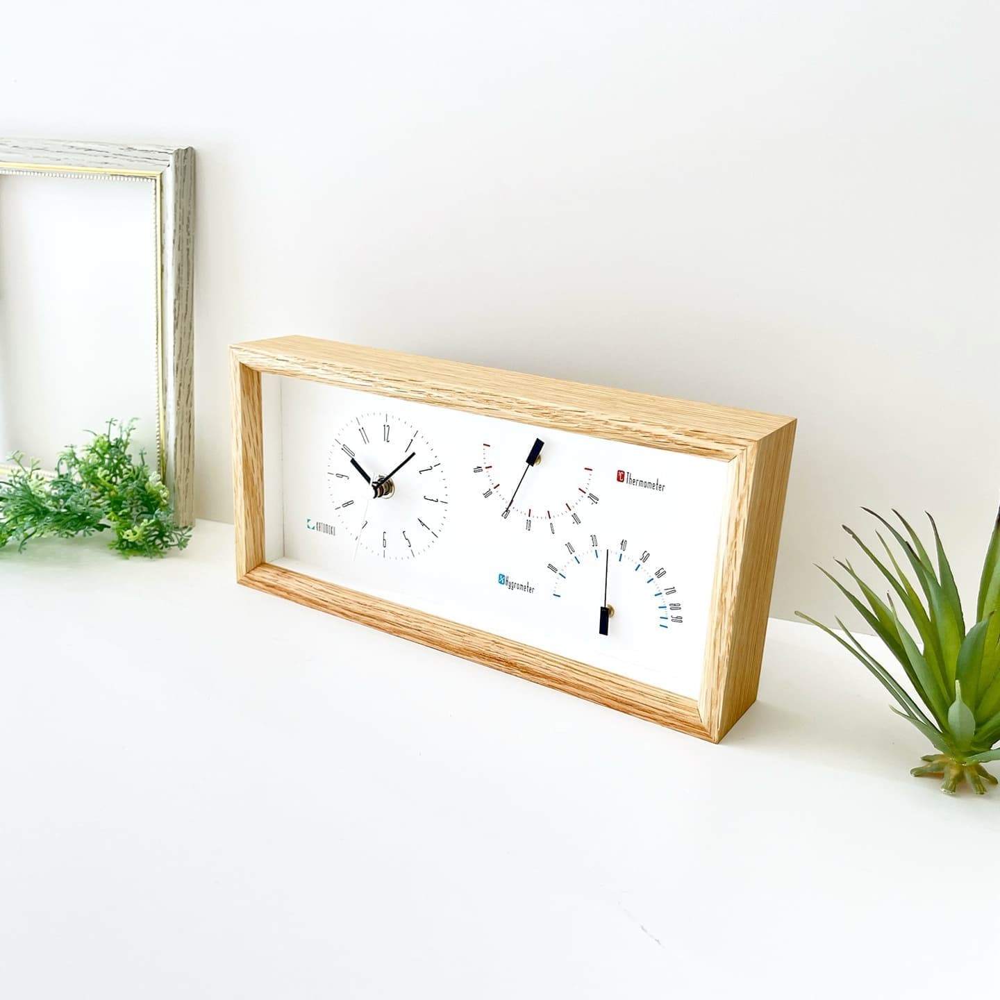 湿度、温度計機付き置き時計