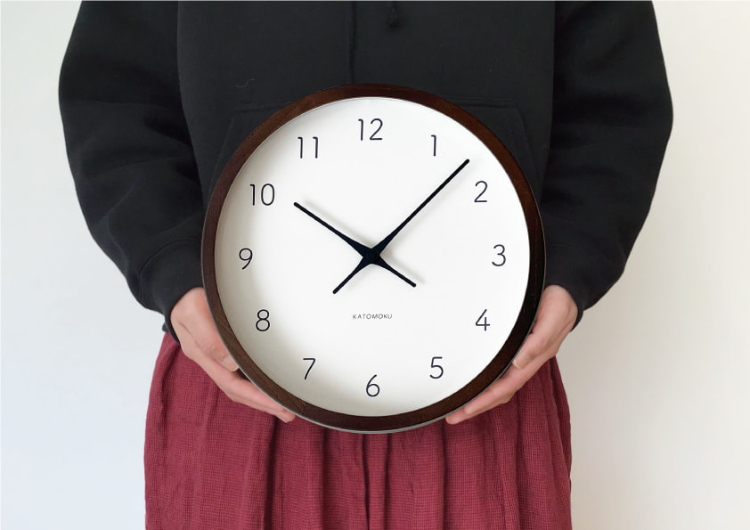 時計 掛け時計 壁掛け時計 木の時計 木製 雑貨 インテリア 丁寧な暮らし 無垢材 オシャレ 北欧 かわいい シンプル 国産 岐阜県 郡上八幡 ブラウン 茶色 木目 サイズ