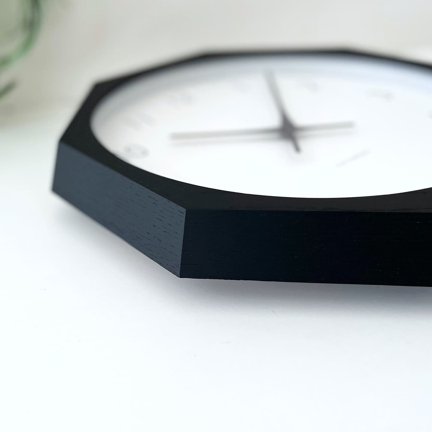 掛け時計 時計 壁掛け時計 静か 無音 静音 木の時計 木製 木工 木材 無垢材 天然素材 連続秒針 スイープムーブメント インテリア 八角形 縁起物 日本製 国産 岐阜県 郡上市 郡上八幡 郡上踊り 