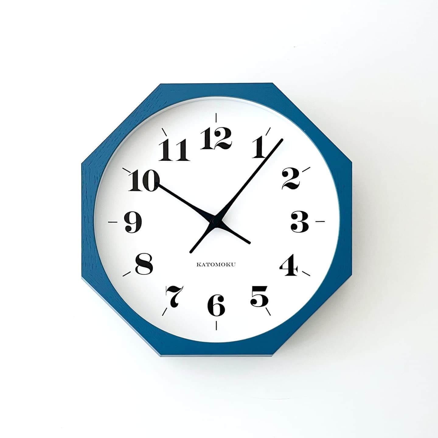 掛け時計 時計 壁掛け時計 静か 無音 静音 木の時計 木製 木工 木材 無垢材 天然素材 連続秒針 スイープムーブメント インテリア 八角形 縁起物 日本製 国産 岐阜県 郡上市 郡上八幡 郡上踊り 