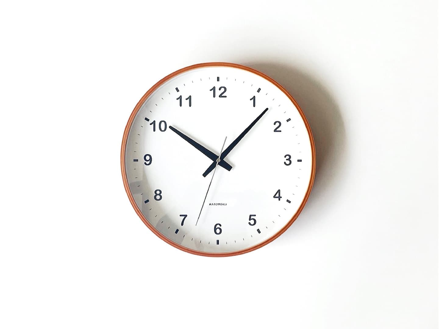 郡上踊りで有名な郡上八幡で観光体験のカトモクのお店を運営する加藤木工が作る日本製セイコー電波壁掛け時計