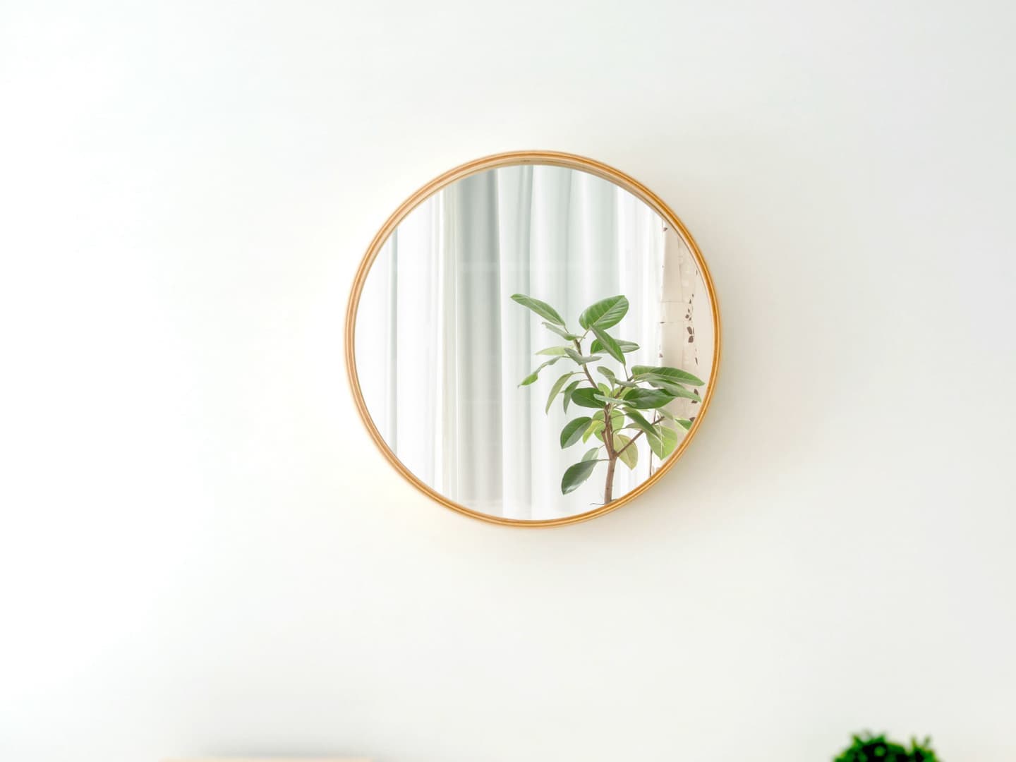 鏡 ミラー mirror 壁掛け鏡 掛け鏡 壁掛け 木製 木の鏡 曲げわっぱ 伝統 シンプル オシャレ 丁寧な暮らし インテリア アンティーク 北欧 模様替え 新生活 引っ越し 新築 結婚 お祝い 贈り物 ギフト プレゼント メイク お色直し トイレ レストルーム 廊下 洗面所 かわいい 国産 国内製造 日本製 岐阜県 郡上八幡 郡上踊り 郡上市