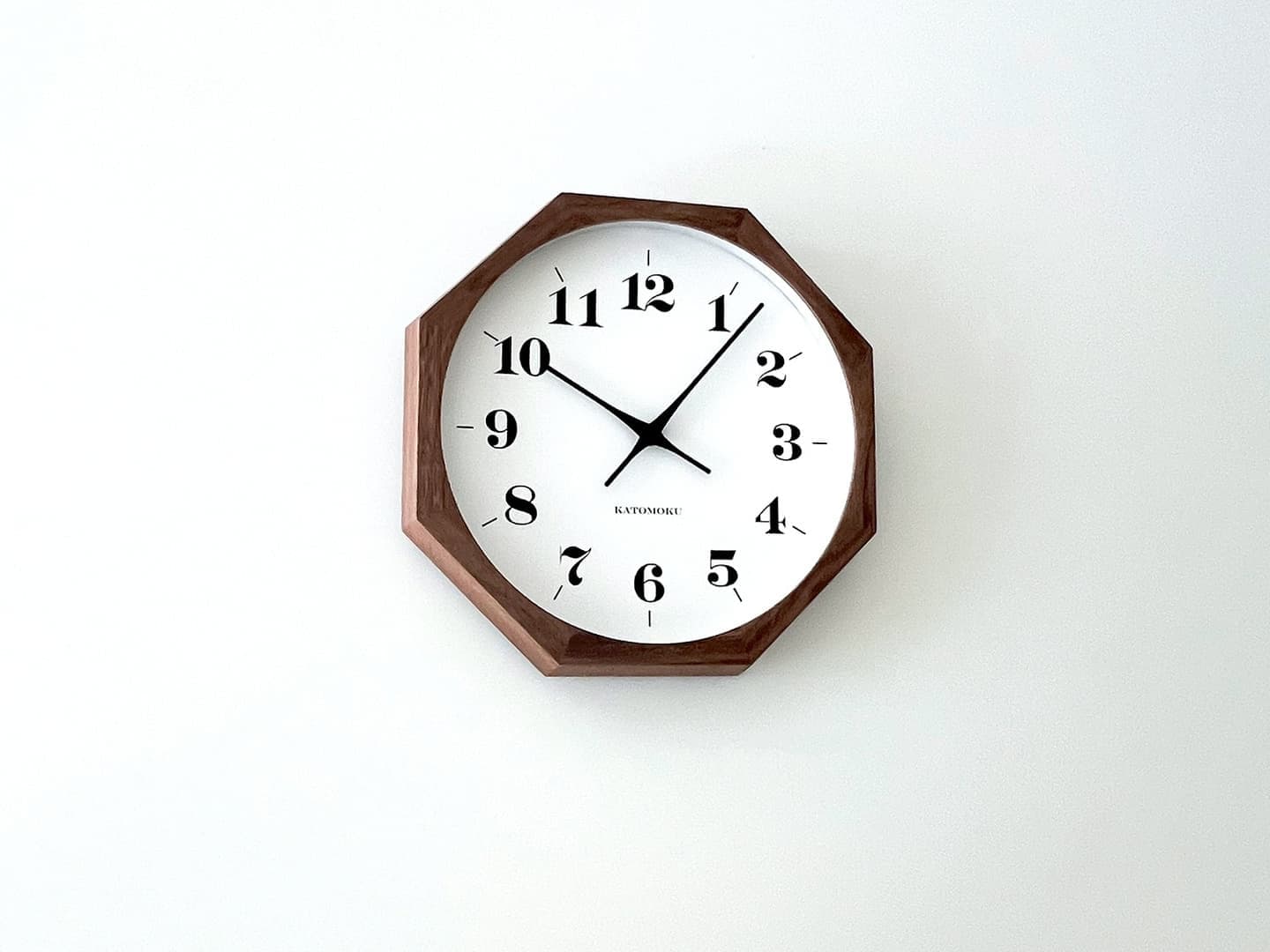 時計 掛け時計 壁掛け時計 clock クロック 木の時計 静か 静音 インテリア プレゼント 贈り物 縁起物 新生活 模様替え 八角形 有名な郡上八幡で観光体験のカトモクのお店を運営する加藤木工が作る日本製セイコー電波壁掛け時計