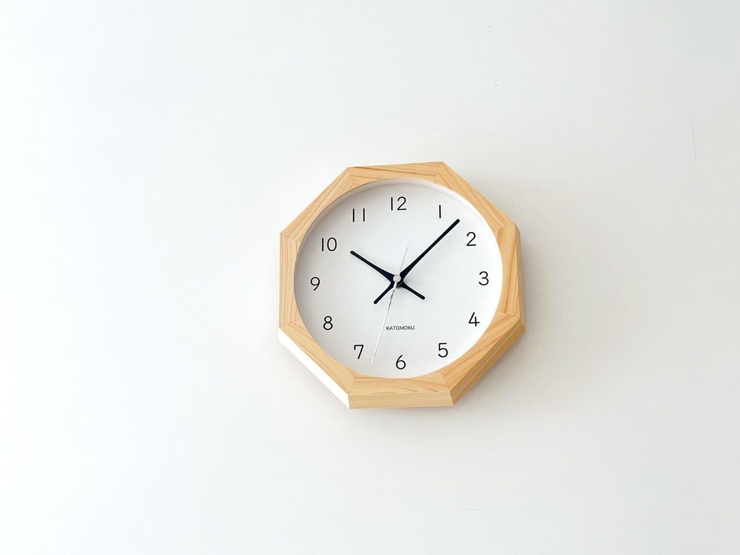 時計 掛け時計 壁掛け時計 clock クロック 木の時計 静か 静音 インテリア プレゼント 贈り物 縁起物 新生活 模様替え 八角形 有名な郡上八幡で観光体験のカトモクのお店を運営する加藤木工が作る日本製セイコー電波壁掛け時計